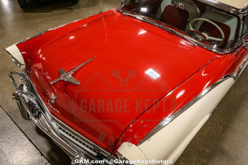 Unknown-Fairlane-1955-White-amp-Red-White-amp-Red-23