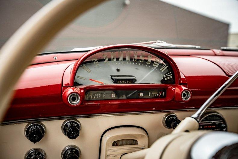 Unknown-Fairlane-1955-White-amp-Red-White-amp-Red-31