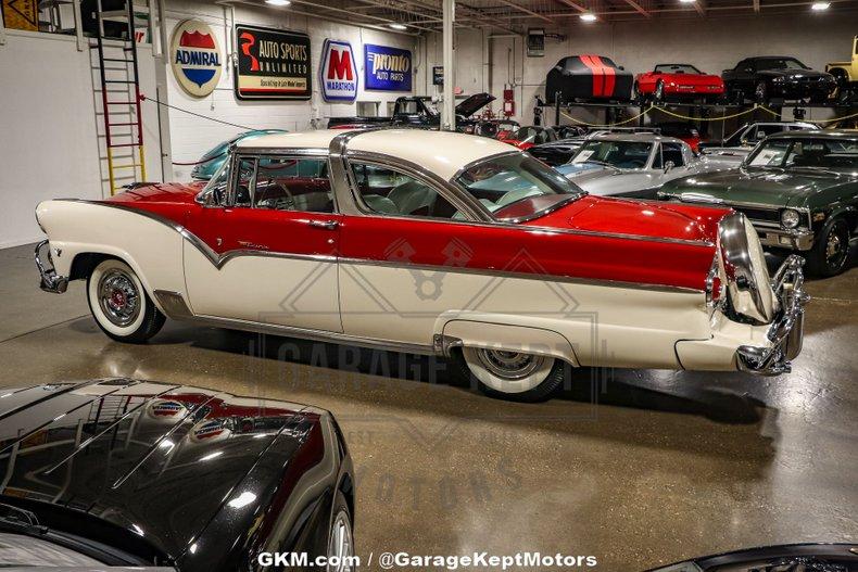 Unknown-Fairlane-1955-White-amp-Red-White-amp-Red-42