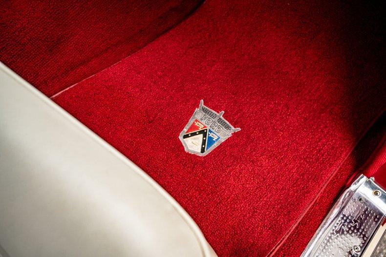 Unknown-Fairlane-1955-White-amp-Red-White-amp-Red-7
