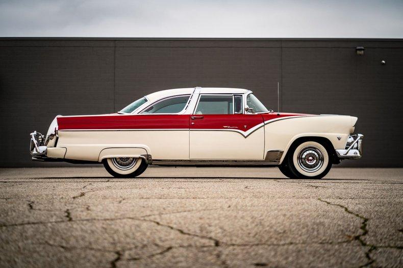 Unknown-Fairlane-1955-White-amp-Red-White-amp-Red-8