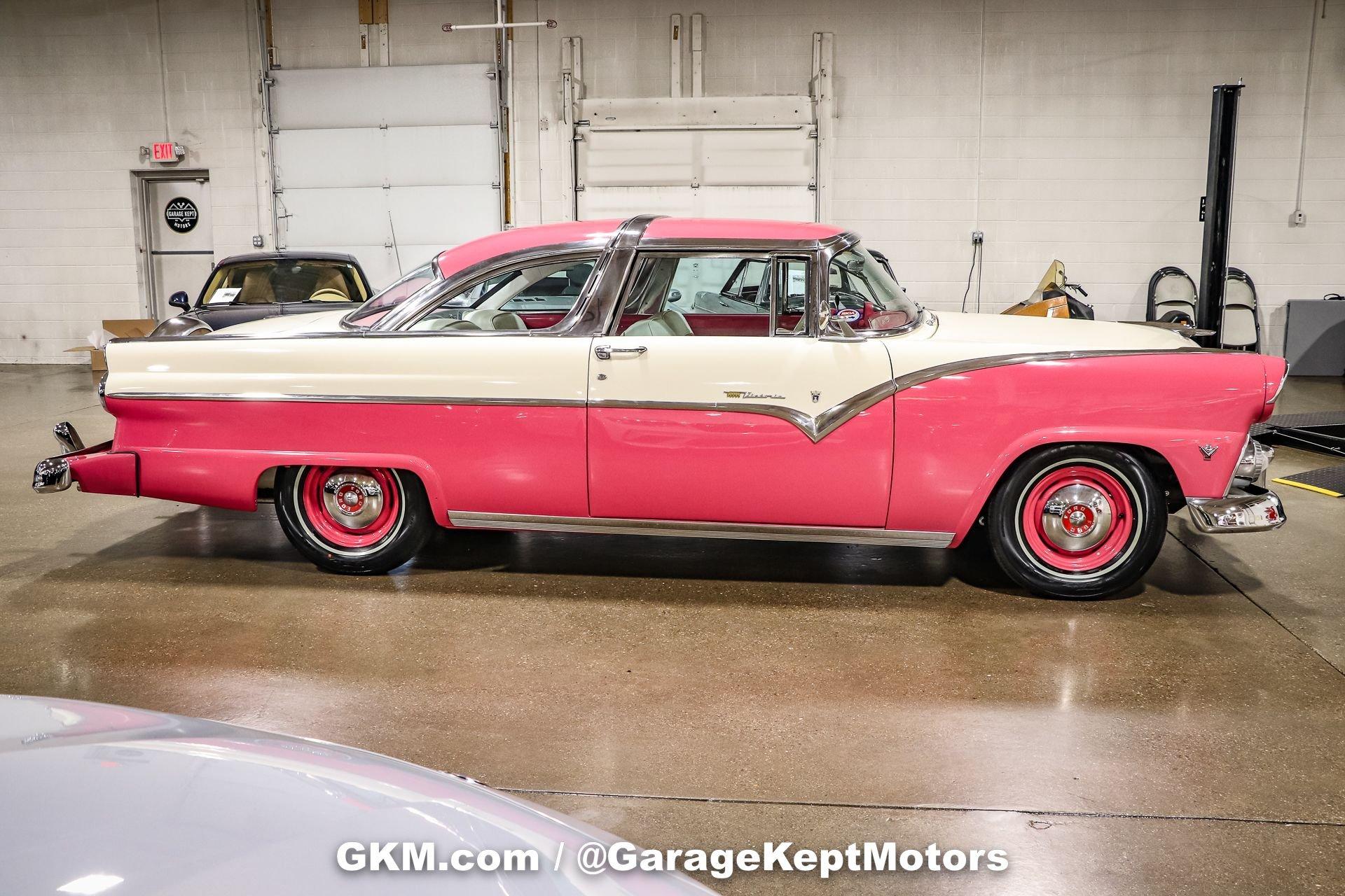 Unknown-Fairlane-1955-White-and-Pink-White-and-Pink-28