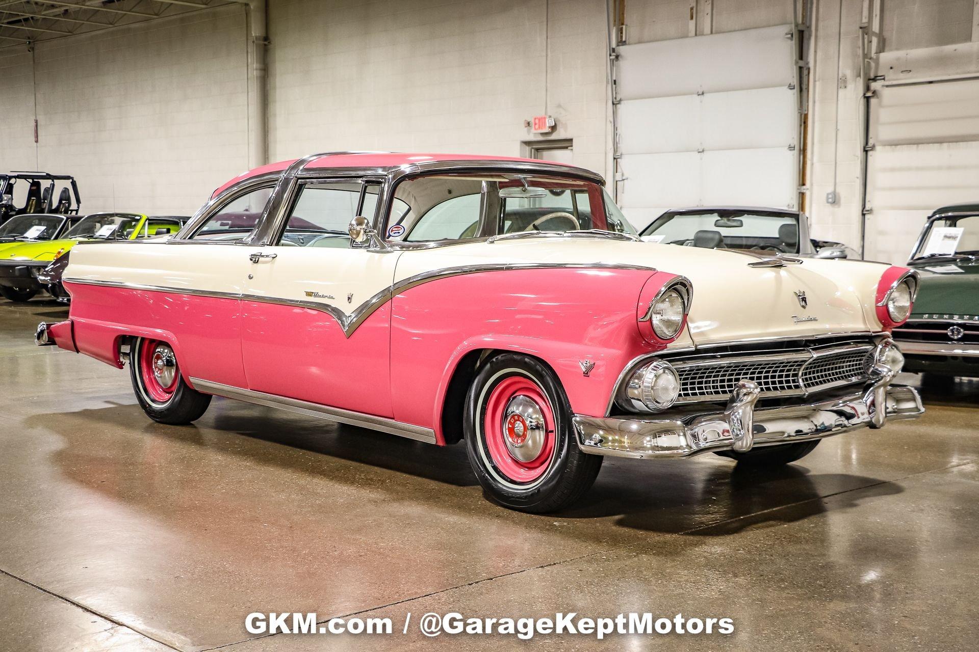 Unknown-Fairlane-1955-White-and-Pink-White-and-Pink-30