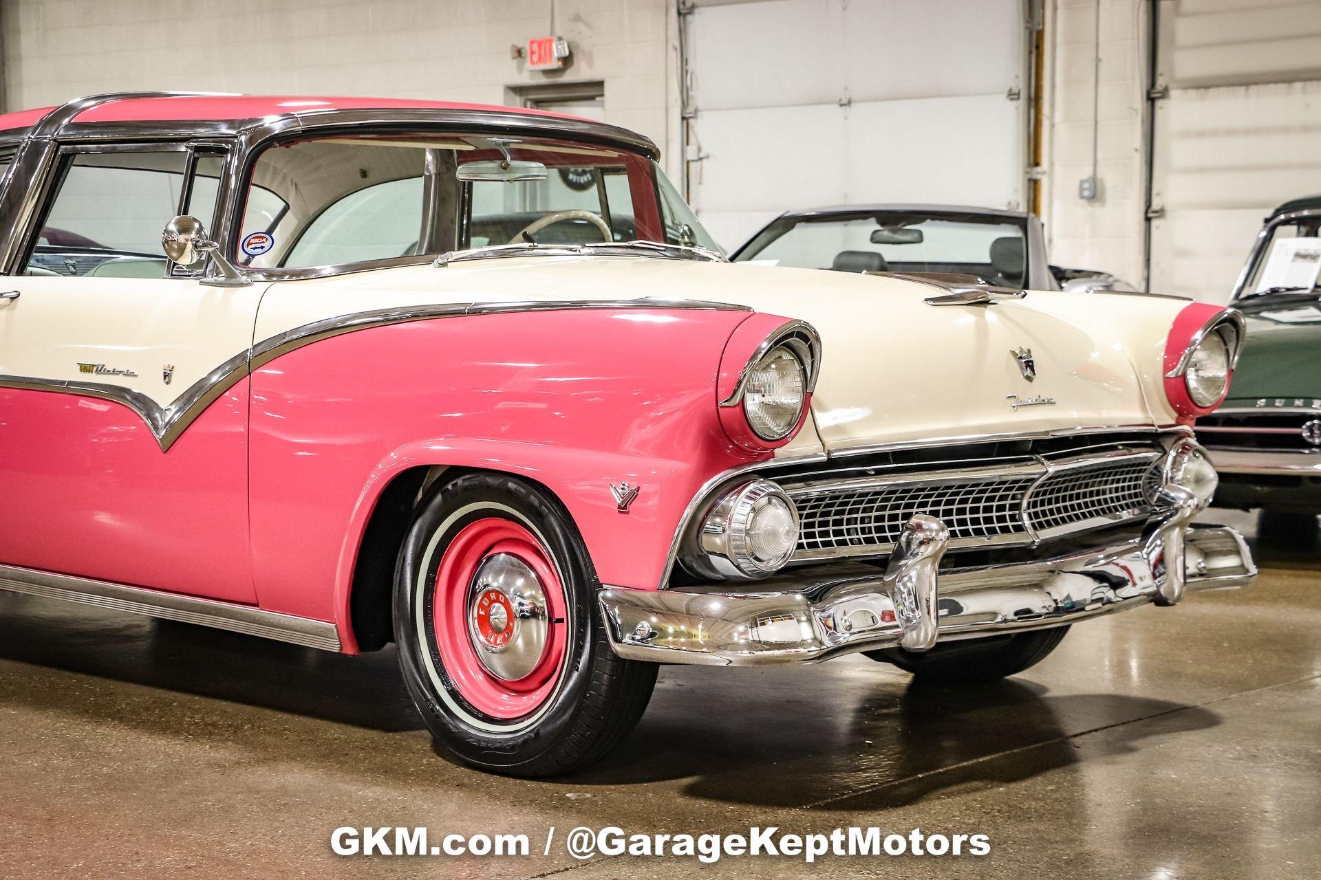 Unknown-Fairlane-1955-White-and-Pink-White-and-Pink-31