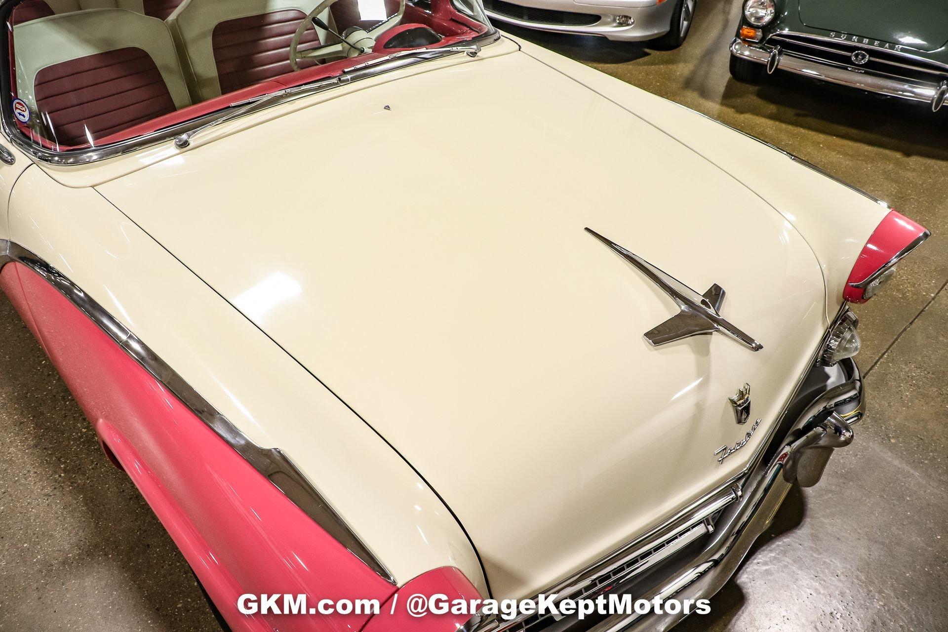 Unknown-Fairlane-1955-White-and-Pink-White-and-Pink-32