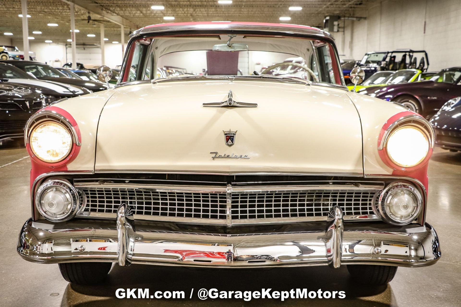 Unknown-Fairlane-1955-White-and-Pink-White-and-Pink-4