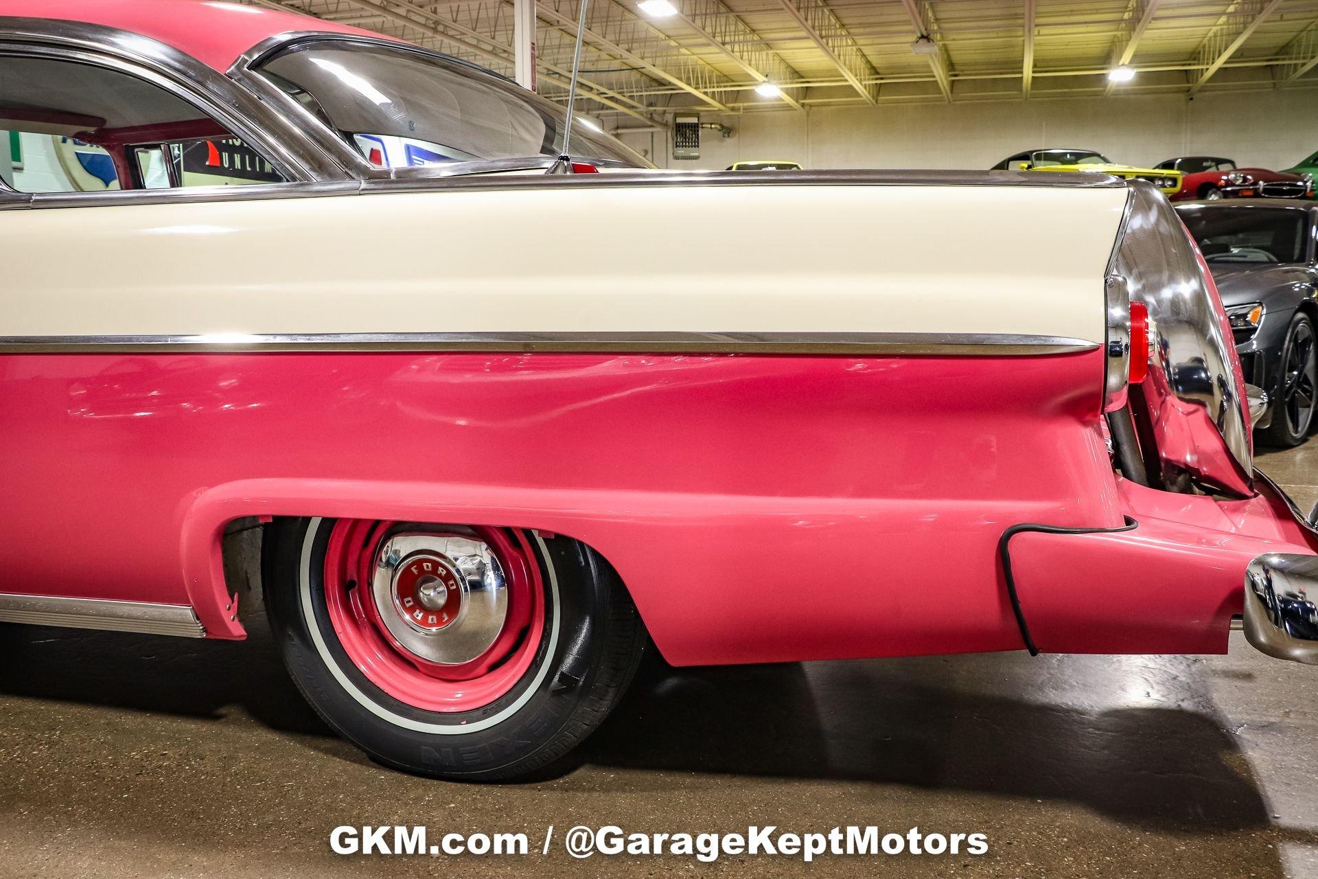 Unknown-Fairlane-1955-White-and-Pink-White-and-Pink-41