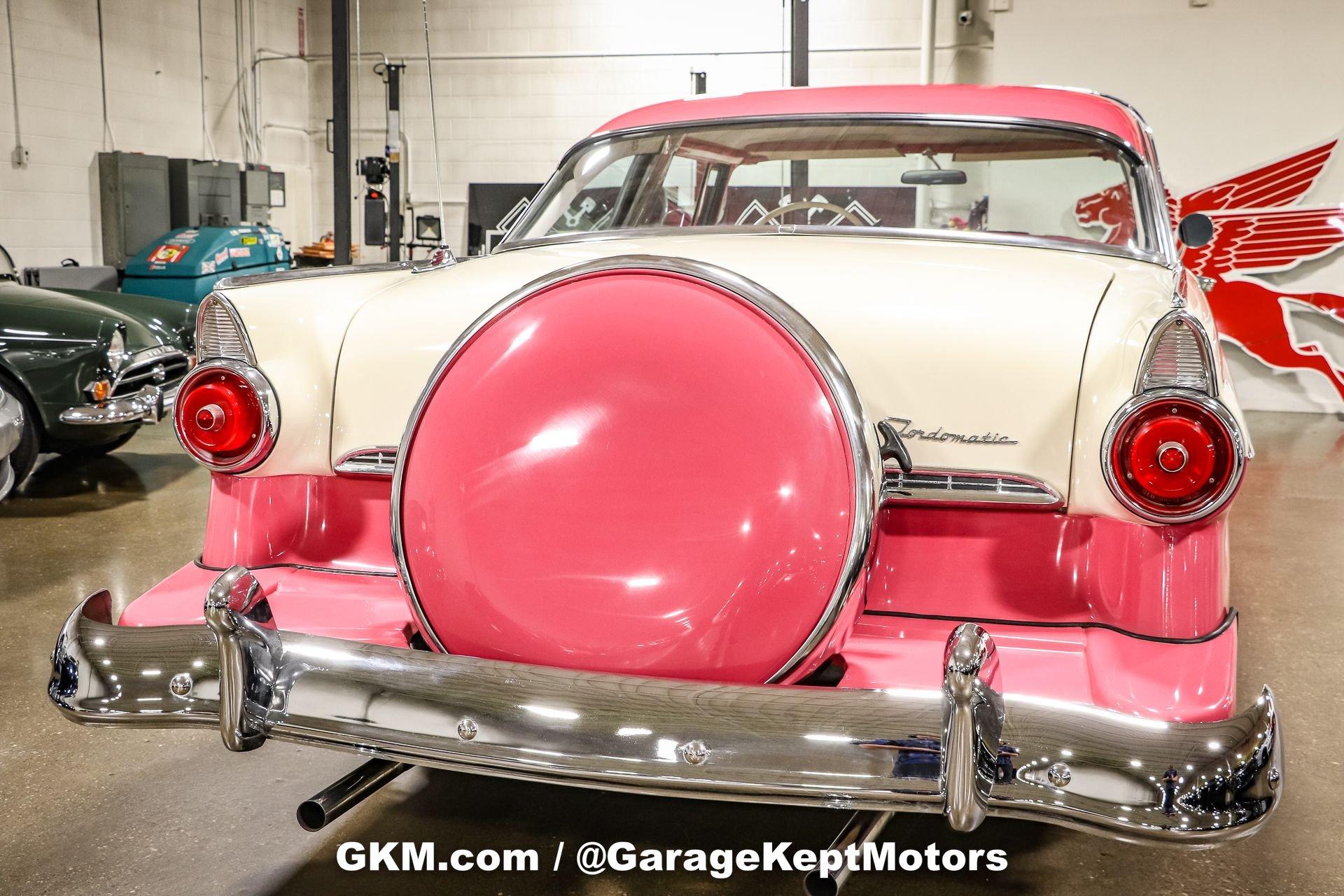 Unknown-Fairlane-1955-White-and-Pink-White-and-Pink-9