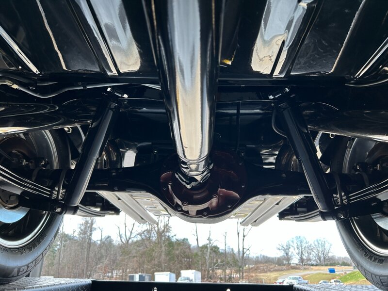 Unknown-Fairlane-1956-Black-Black-10