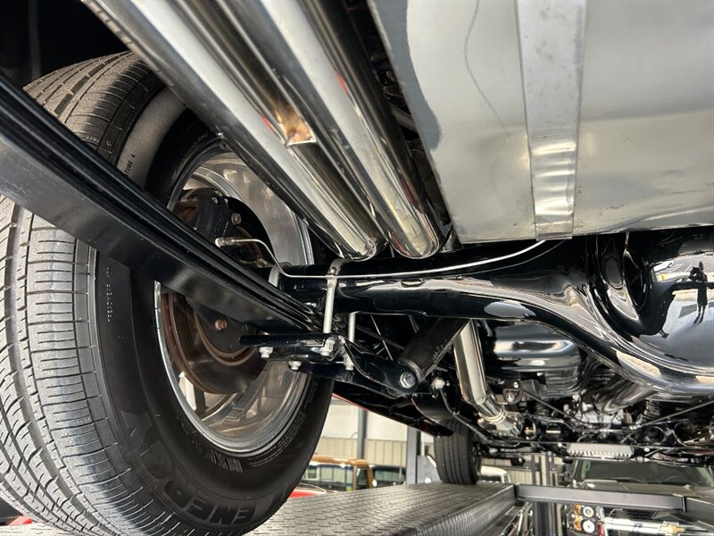 Unknown-Fairlane-1956-Black-Black-45