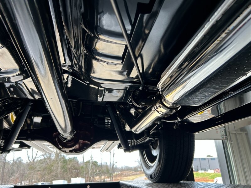 Unknown-Fairlane-1956-Black-Black-47