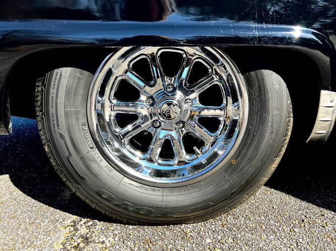 Unknown-Fairlane-1956-BlackRed-13