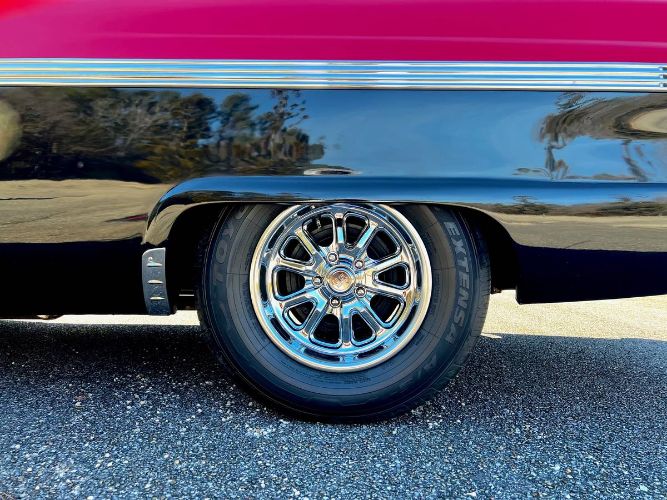Unknown-Fairlane-1956-BlackRed-14