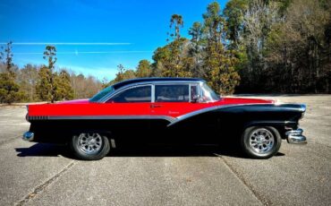 Unknown-Fairlane-1956-BlackRed-17