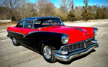 Unknown-Fairlane-1956-BlackRed-24