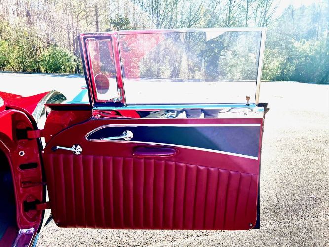Unknown-Fairlane-1956-BlackRed-3