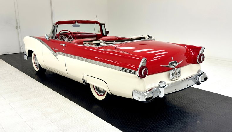 Unknown-Fairlane-1956-Fiesta-Red-Red-4