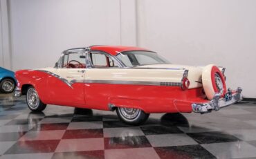 Unknown-Fairlane-1956-Fiesta-Red-White-14