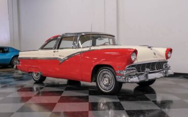 Unknown-Fairlane-1956-Fiesta-Red-White-21