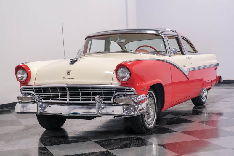 Unknown-Fairlane-1956-Fiesta-Red-White-27