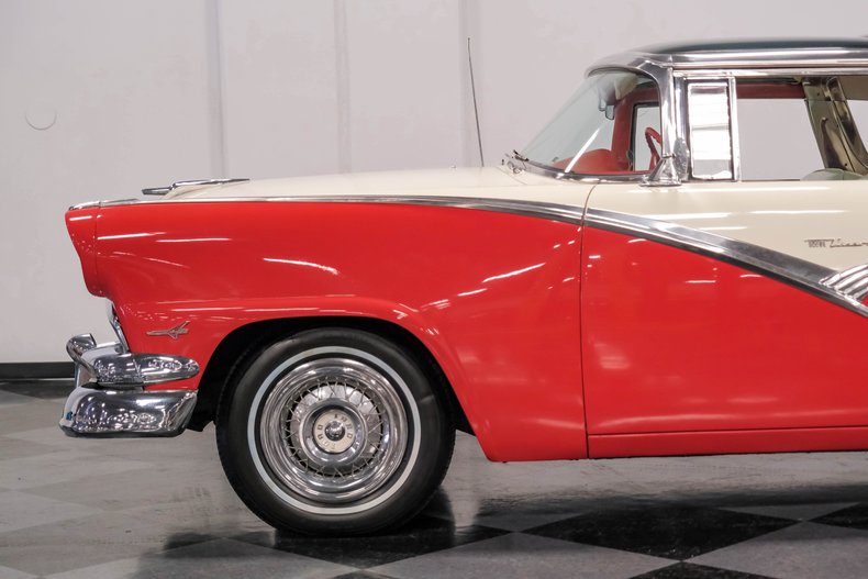 Unknown-Fairlane-1956-Fiesta-Red-White-30