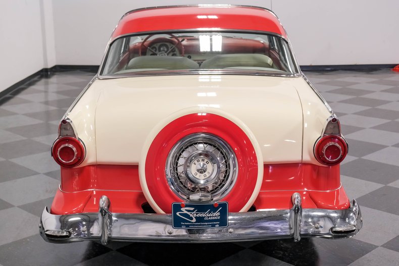 Unknown-Fairlane-1956-Fiesta-Red-White-32