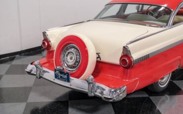 Unknown-Fairlane-1956-Fiesta-Red-White-34