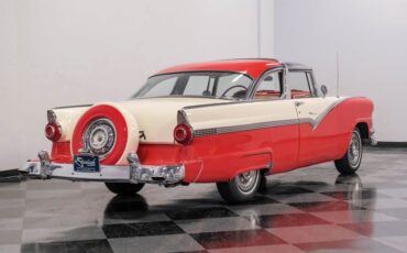 Unknown-Fairlane-1956-Fiesta-Red-White-36