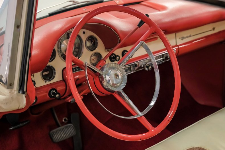 Unknown-Fairlane-1956-Fiesta-Red-White-48