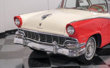 Unknown-Fairlane-1956-Fiesta-Red-White-7