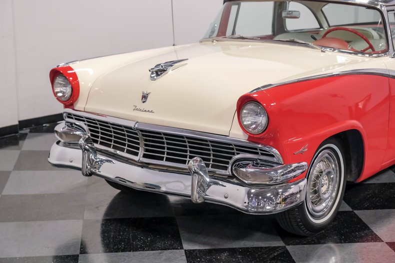 Unknown-Fairlane-1956-Fiesta-Red-White-7