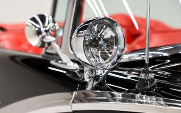 Unknown-Fairlane-1956-Raven-Black-Red-13