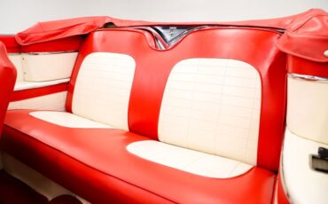 Unknown-Fairlane-1956-Raven-Black-Red-16