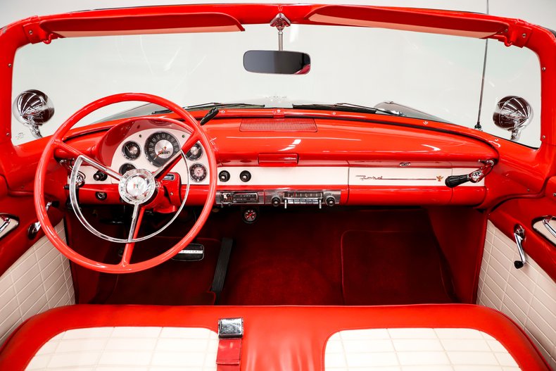 Unknown-Fairlane-1956-Raven-Black-Red-24