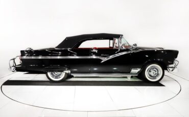 Unknown-Fairlane-1956-Raven-Black-Red-33