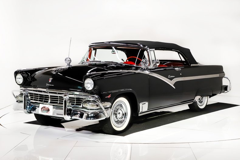 Unknown-Fairlane-1956-Raven-Black-Red-38