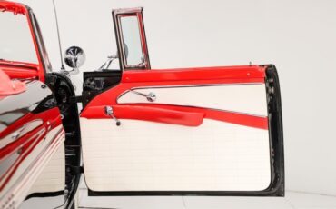 Unknown-Fairlane-1956-Raven-Black-Red-39