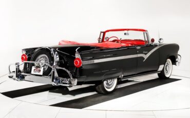 Unknown-Fairlane-1956-Raven-Black-Red-41