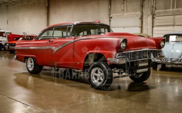 Unknown-Fairlane-1956-Red-Black-10