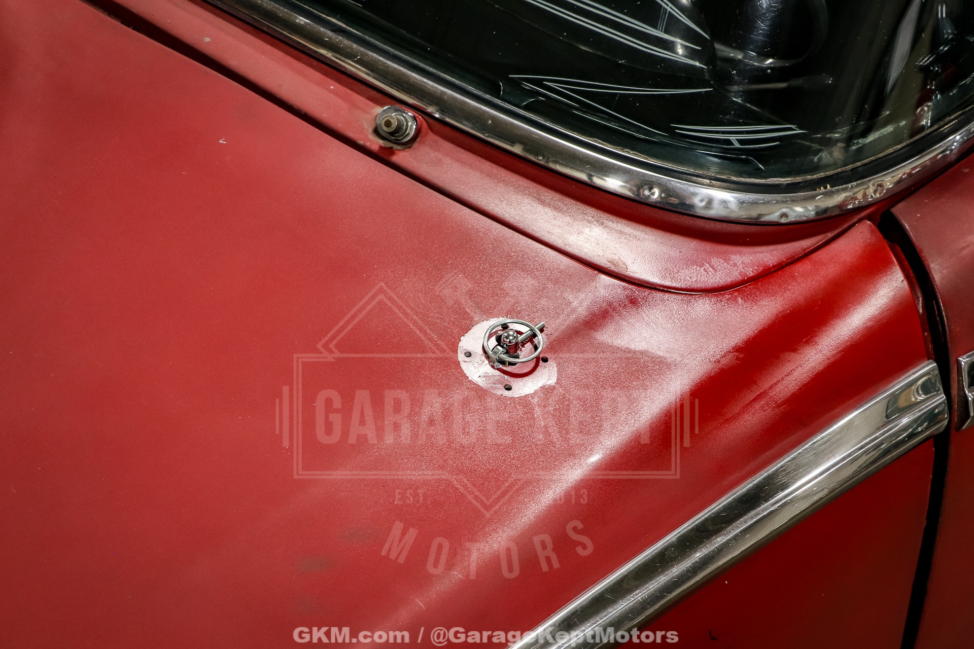 Unknown-Fairlane-1956-Red-Black-15