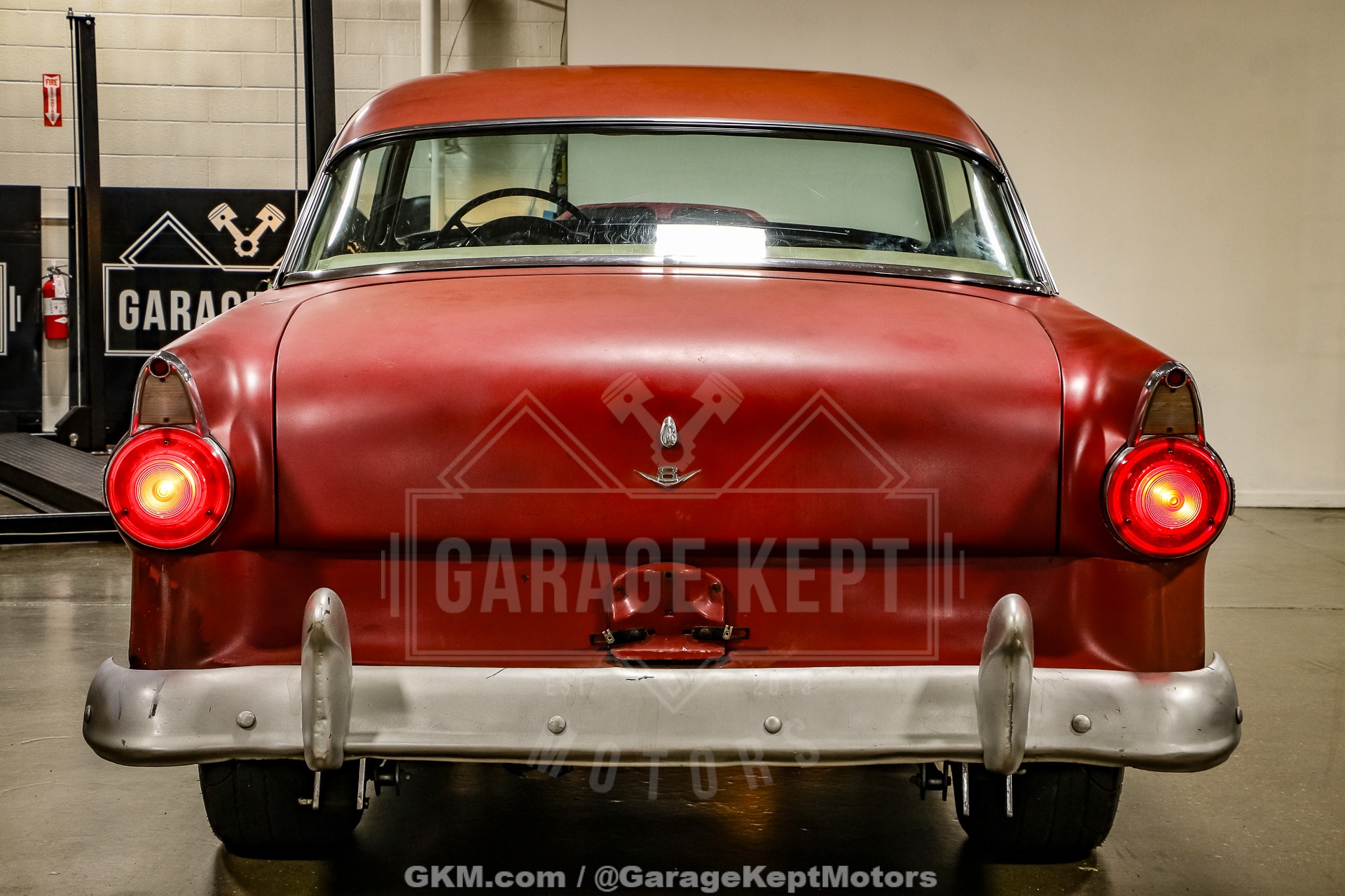 Unknown-Fairlane-1956-Red-Black-17