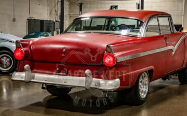 Unknown-Fairlane-1956-Red-Black-18