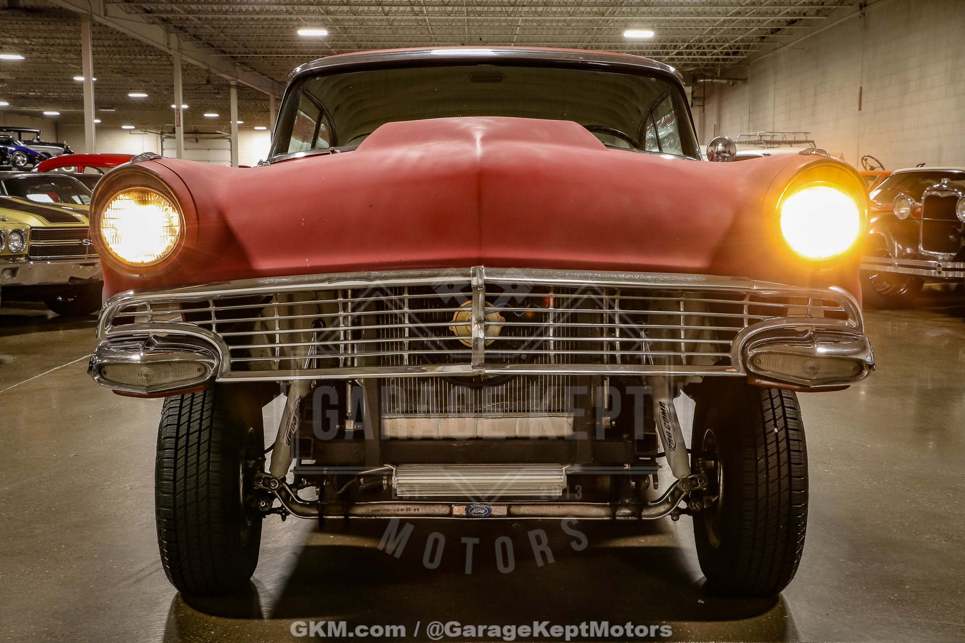 Unknown-Fairlane-1956-Red-Black-24