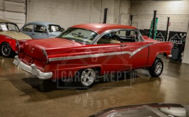 Unknown-Fairlane-1956-Red-Black-29