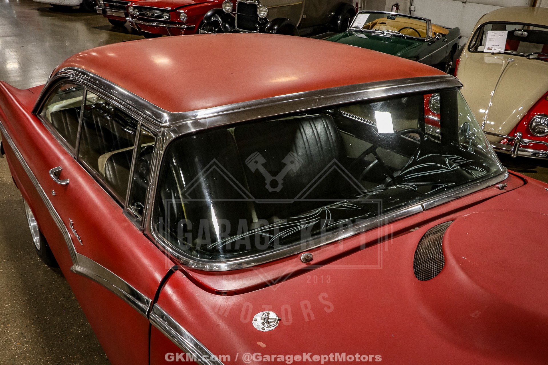 Unknown-Fairlane-1956-Red-Black-32
