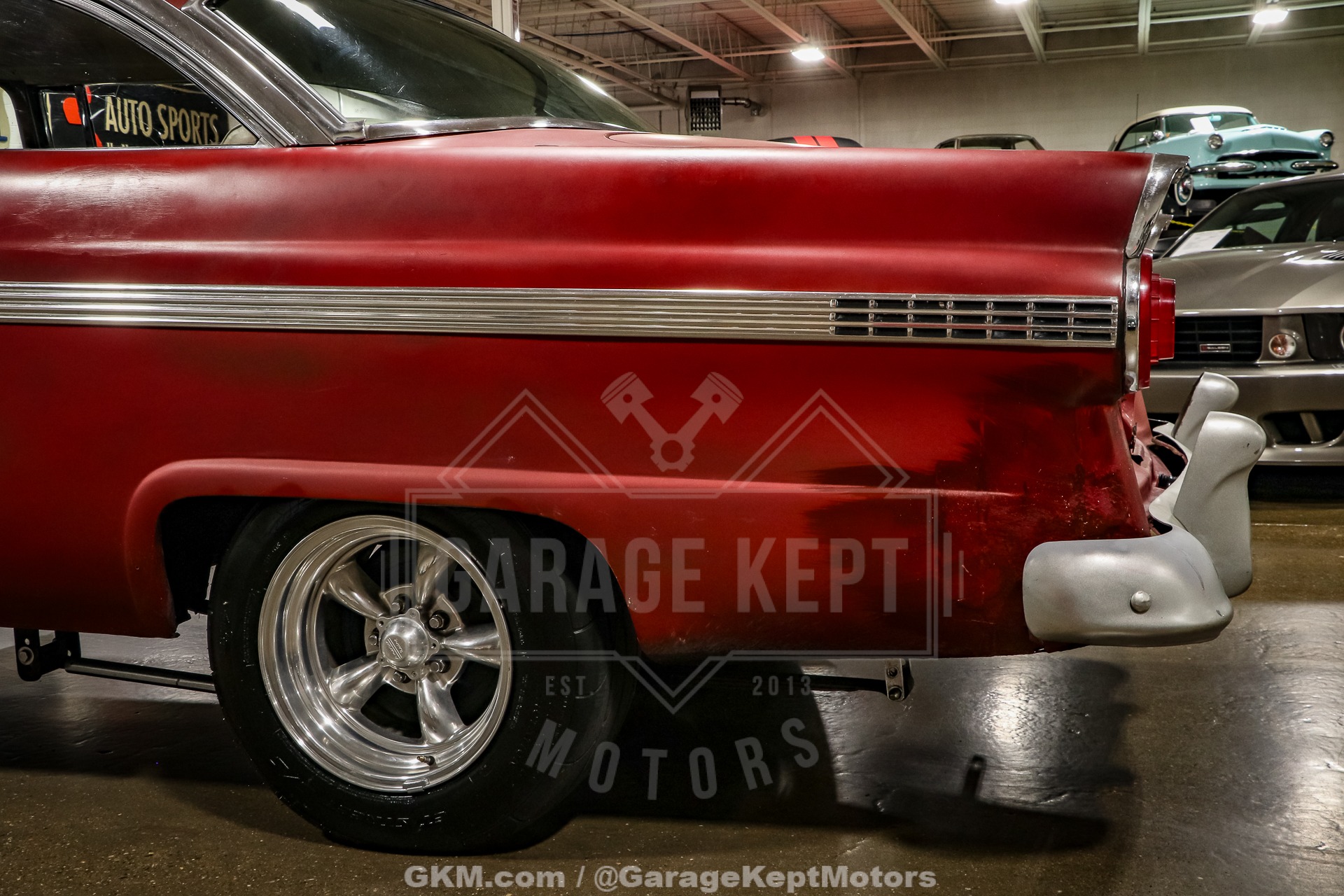 Unknown-Fairlane-1956-Red-Black-45