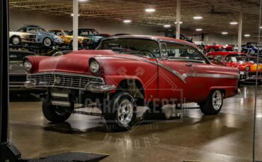 Unknown-Fairlane-1956-Red-Black-7