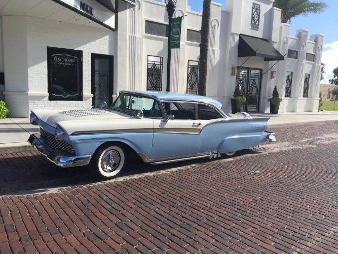 Unknown-Fairlane-1957-Baby-Blue-Blue-7