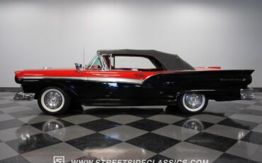 Unknown-Fairlane-1957-Black-Red-2