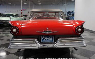 Unknown-Fairlane-1957-Black-Red-23